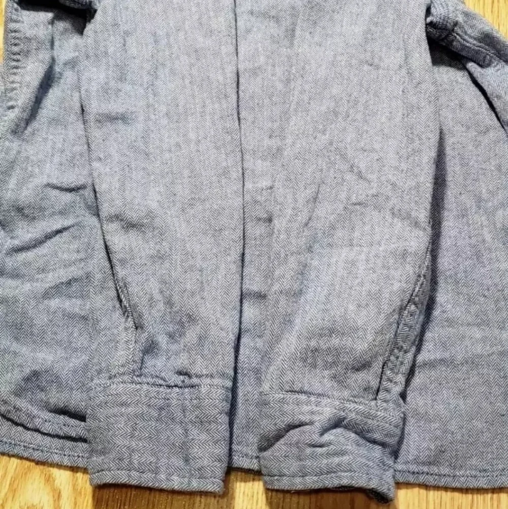 Gap Boys Button Up Shirt Size: Medium Long Sleeve
